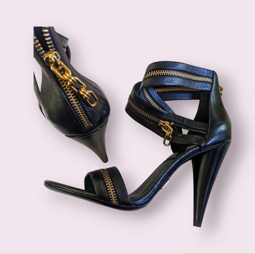 Michael Kors Collection Roswell heels